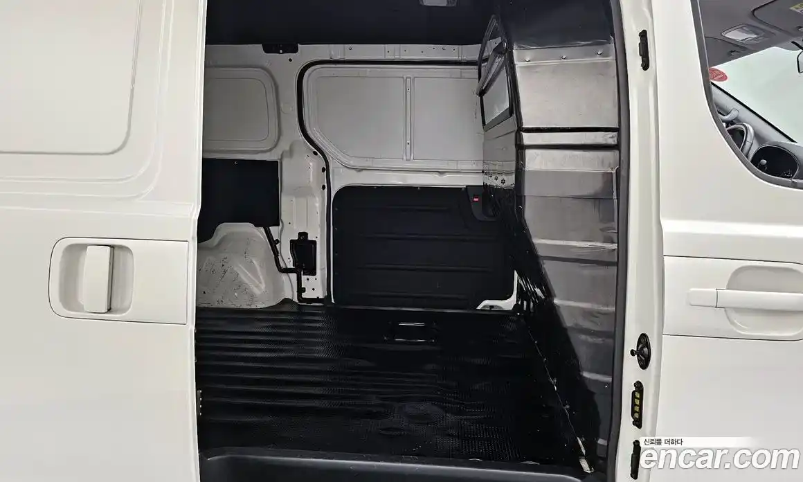 Hyundai Starex 2020 2.5 Автомат в Москве № 1155010, фото 13