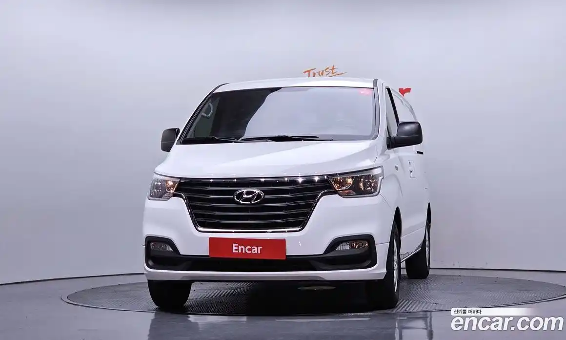 Hyundai Starex 2020 2.5 Автомат в Москве № 1155010, фото 3