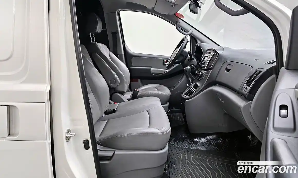 Hyundai Starex 2020 2.5 Автомат в Москве № 1155010, фото 10