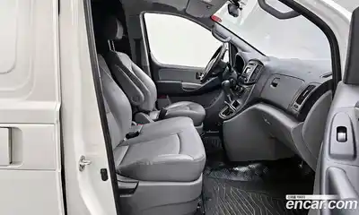 Hyundai Starex 2020 2.5 Автомат в Москве № 1155010, миниатюра 10