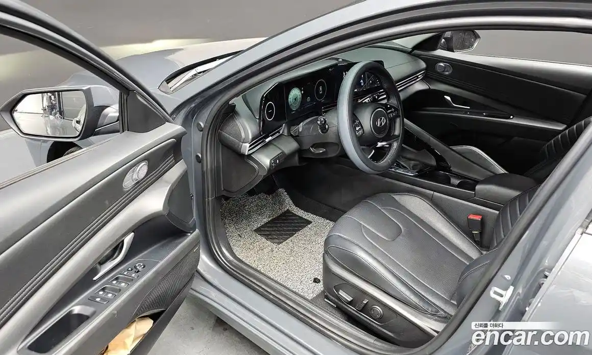 Hyundai Avante 2023 1.6 Автомат в Москве № 1155012, фото 12