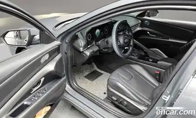 Hyundai Avante 2023 1.6 Автомат в Москве № 1155012, миниатюра 12