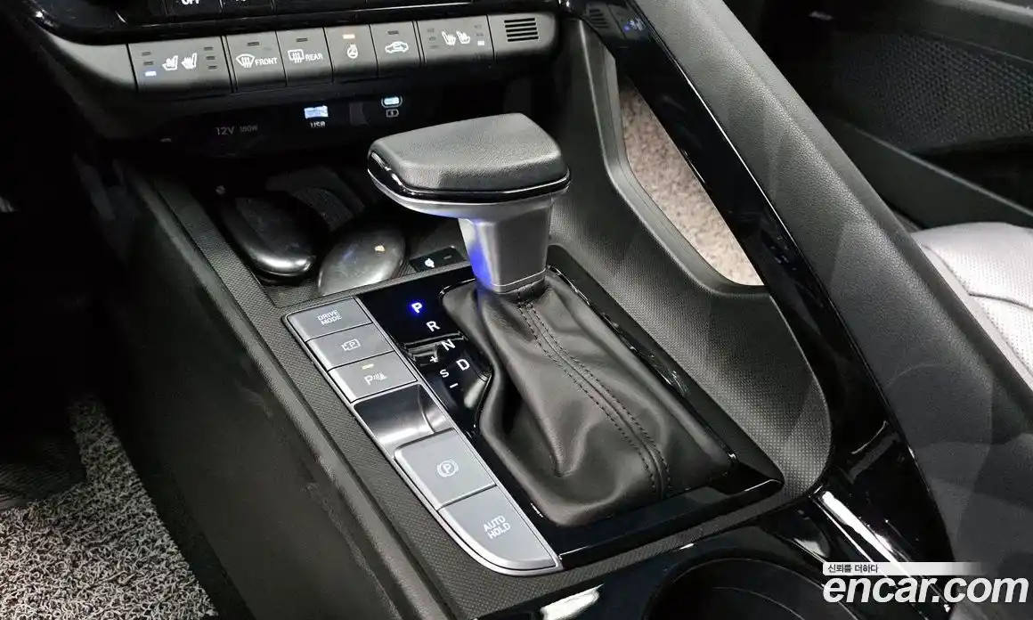 Hyundai Avante 2023 1.6 Автомат в Москве № 1155012, фото 9