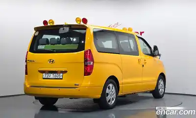 Hyundai Starex 2021 2.4 Автомат в Москве № 1155022, миниатюра 2