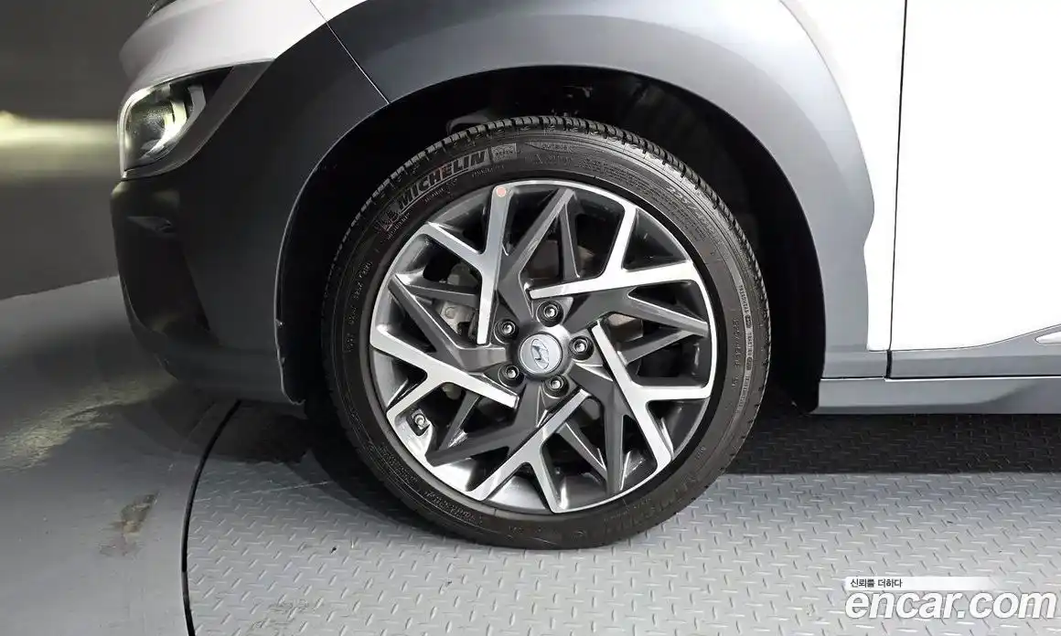 Hyundai Kona 2022 1.6 Автомат в Москве № 1155046, фото 5