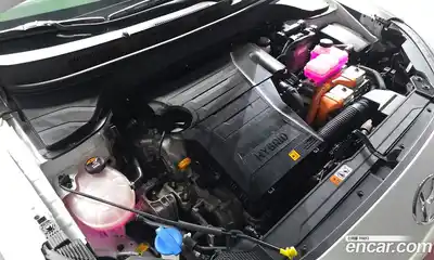 Hyundai Kona 2022 1.6 Автомат в Москве № 1155046, миниатюра 6