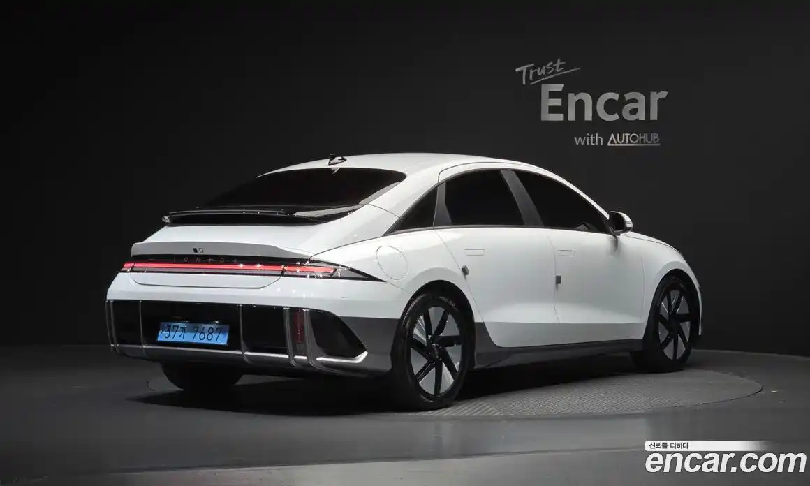 Hyundai Ioniq 6 2022 0.1 Автомат в Москве № 1155073, фото 2