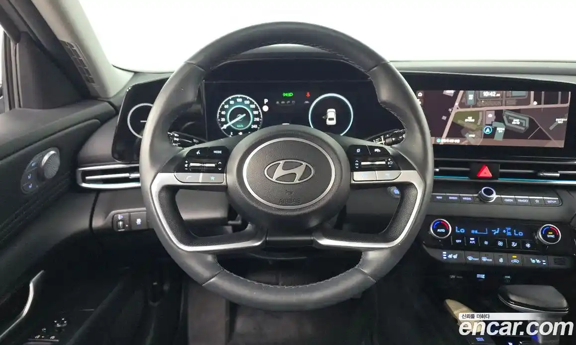 Hyundai Avante 2023 1.6 Автомат в Москве № 1155087, фото 13