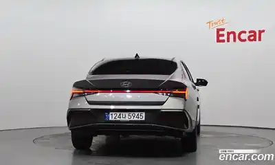 Hyundai Avante 2023 1.6 Автомат в Москве № 1155087, миниатюра 4