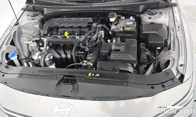 Hyundai Avante 2023 1.6 Автомат в Москве № 1155087, миниатюра 6