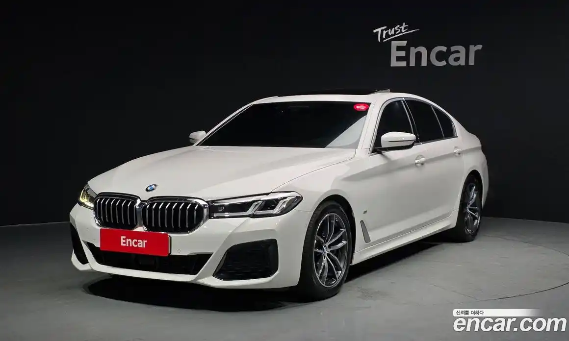 BMW 5-Series 2022 2.0 гидро в Москве № 155554, фото 1