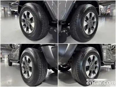 Jeep Wrangler 2023 2.0 гидро в Москве № 169446, миниатюра 9
