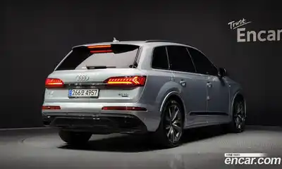 Audi Q7 2023 3.0 гидро в Москве № 196167, миниатюра 2