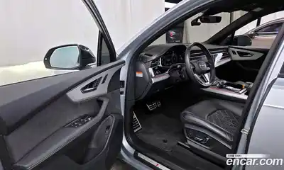 Audi Q7 2023 3.0 гидро в Москве № 196167, миниатюра 10