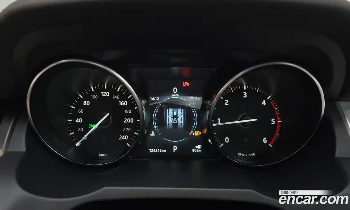 Land Rover Range-Rover Evoque 2018 2.0 гидро в Москве № 198233, фото 8