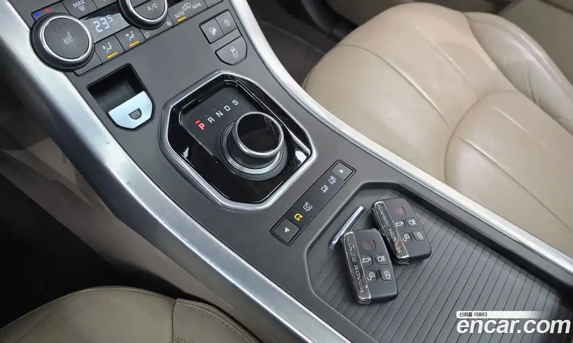 Land Rover Range-Rover Evoque 2018 2.0 гидро в Москве № 198233, фото 9