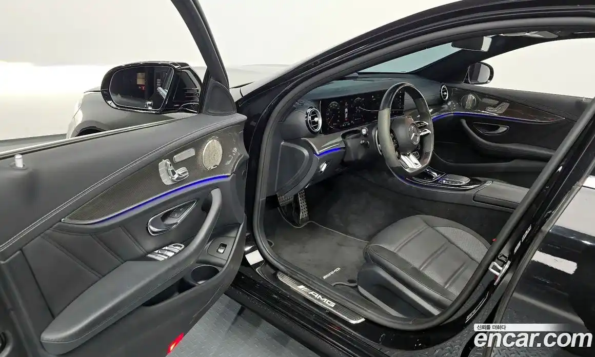 Mercedes-Benz E-Class 2022 3.0 гидро в Москве № 200978, фото 10