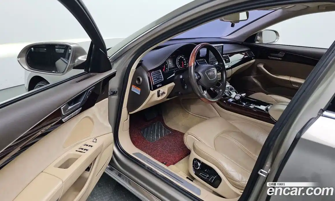 Audi A8 2012 4.2 гидро в Москве № 212668, фото 10