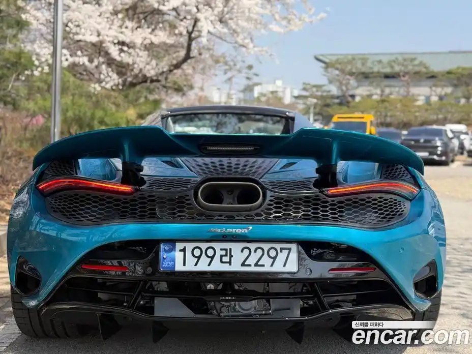 McLaren 750S 2024 4.0 гидро в Москве № 236029, фото 4