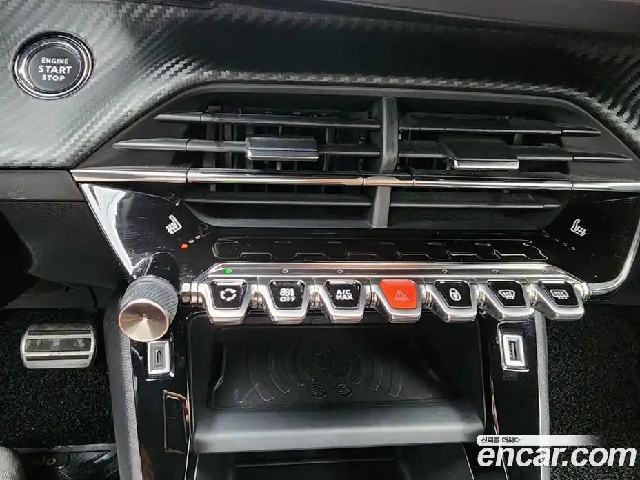 Peugeot 2008 2021 1.5 гидро в Москве № 236390, фото 16