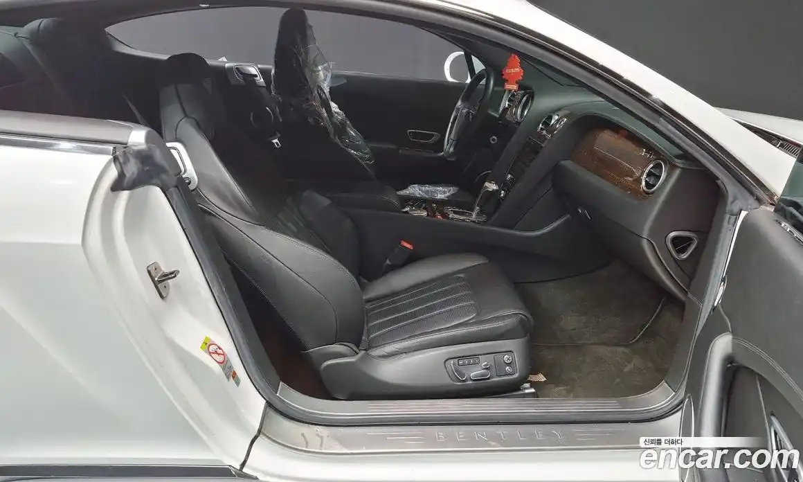 Bentley Continental 2013 4.0 гидро в Москве № 256615, фото 10