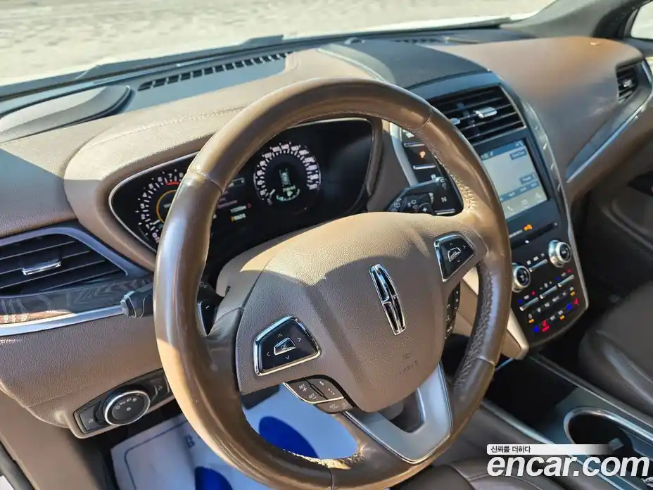 Lincoln MKC 2017 2.0 гидро в Москве № 304366, фото 7