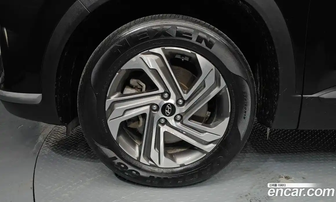 Hyundai Santa Fe 2021 2.5 гидро в Москве № 112446, фото 5