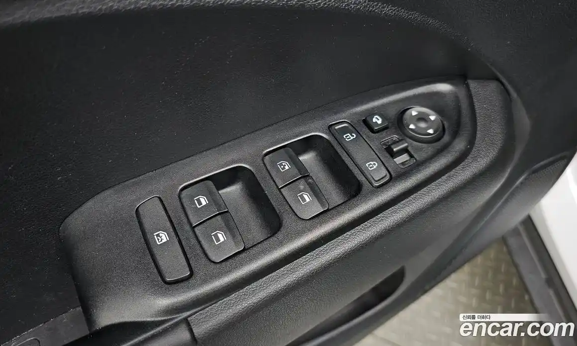 Hyundai Venue 2022 1.6 Автомат в Москве № 1128179, фото 18