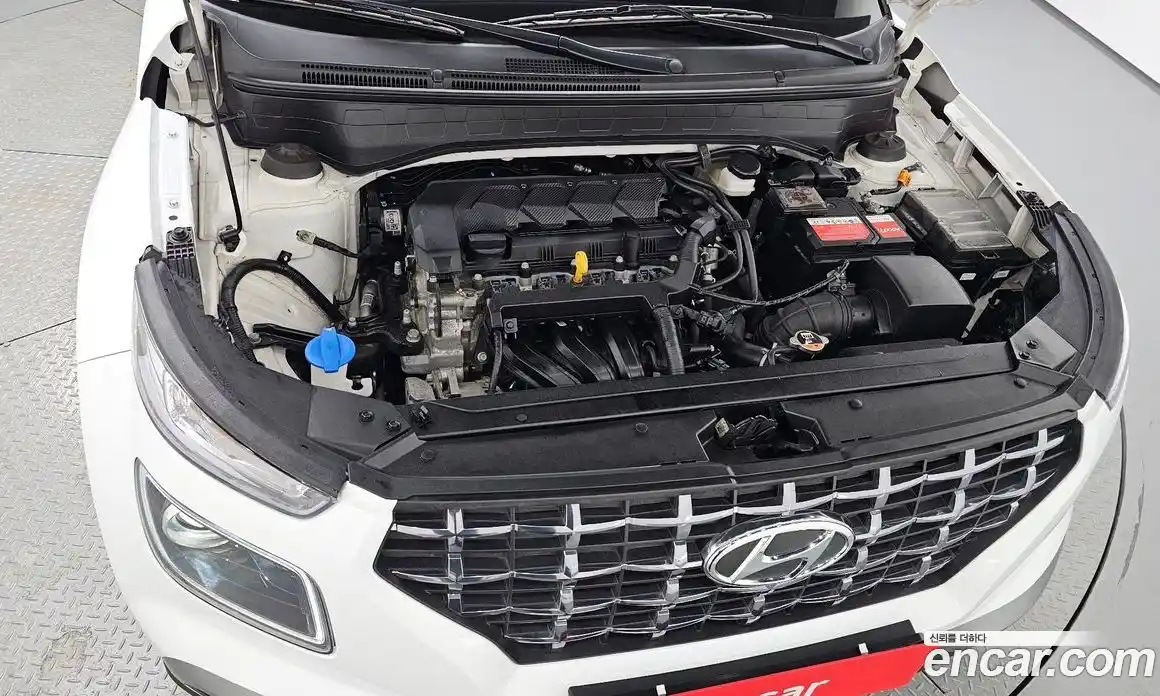 Hyundai Venue 2022 1.6 Автомат в Москве № 1128179, фото 5