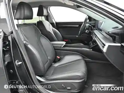 Hyundai Grandeur 2023 2.5 Автомат в Москве № 1128203, миниатюра 10