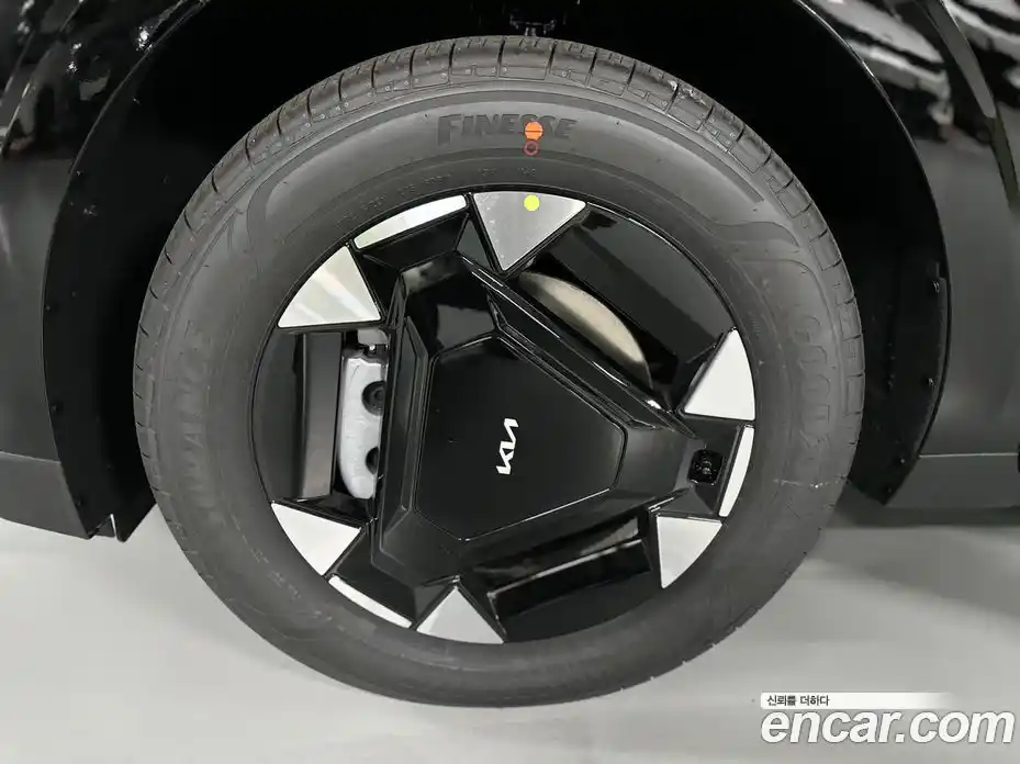 Kia Canival 2026 1.6 Автомат в Москве № 1128357, фото 14