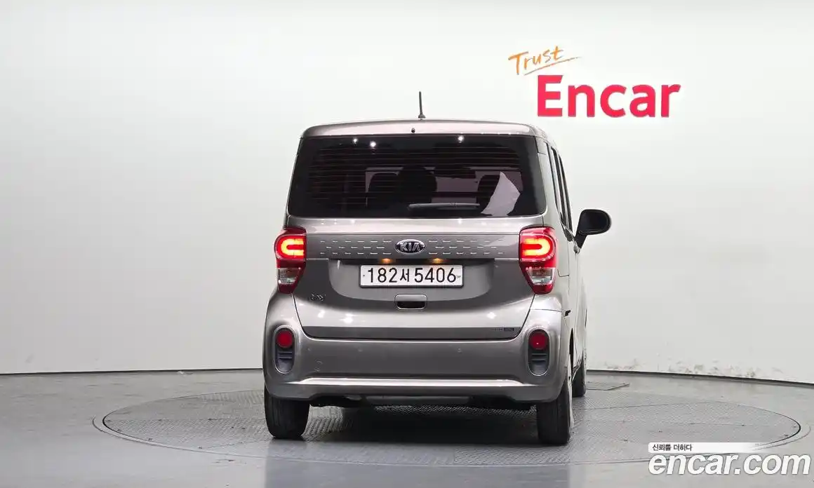 Kia Ray 2021 1.0 Автомат в Москве № 1128487, фото 4