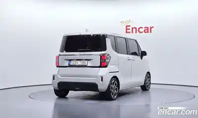 Kia Ray 2023 1.0 Автомат в Москве № 1128513, миниатюра 2