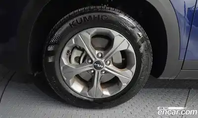 Kia Seltos 2024 1.6 гидро в Москве № 1128547, миниатюра 5