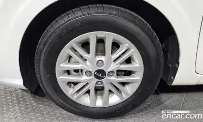 Kia Morning 2022 1.0 Автомат в Москве № 1128565, миниатюра 5