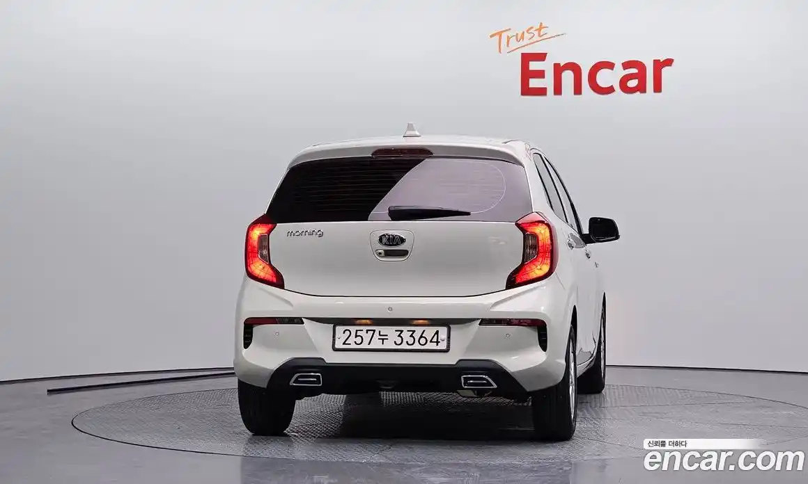 Kia Morning 2021 1.0 Автомат в Москве № 1128598, фото 4