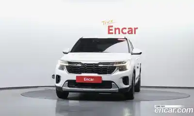Kia Seltos 2023 1.6 гидро в Москве № 1128808, миниатюра 2