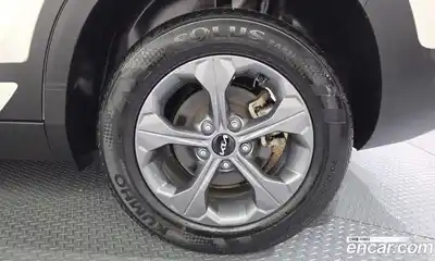 Kia Seltos 2023 1.6 гидро в Москве № 1128808, миниатюра 4