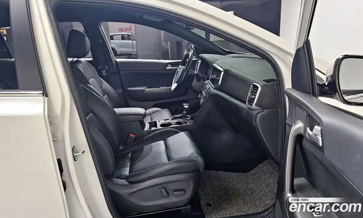 Kia Sportage 2020 2.0 Автомат в Москве № 1129075, фото 10