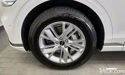 Genesis GV70 2024 2.5 гидро в Москве, миниатюра 5