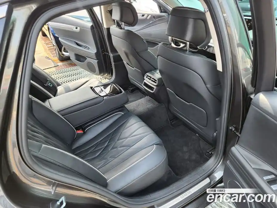 Genesis G80 2022 2.5 Автомат в Москве № 1129167, фото 15