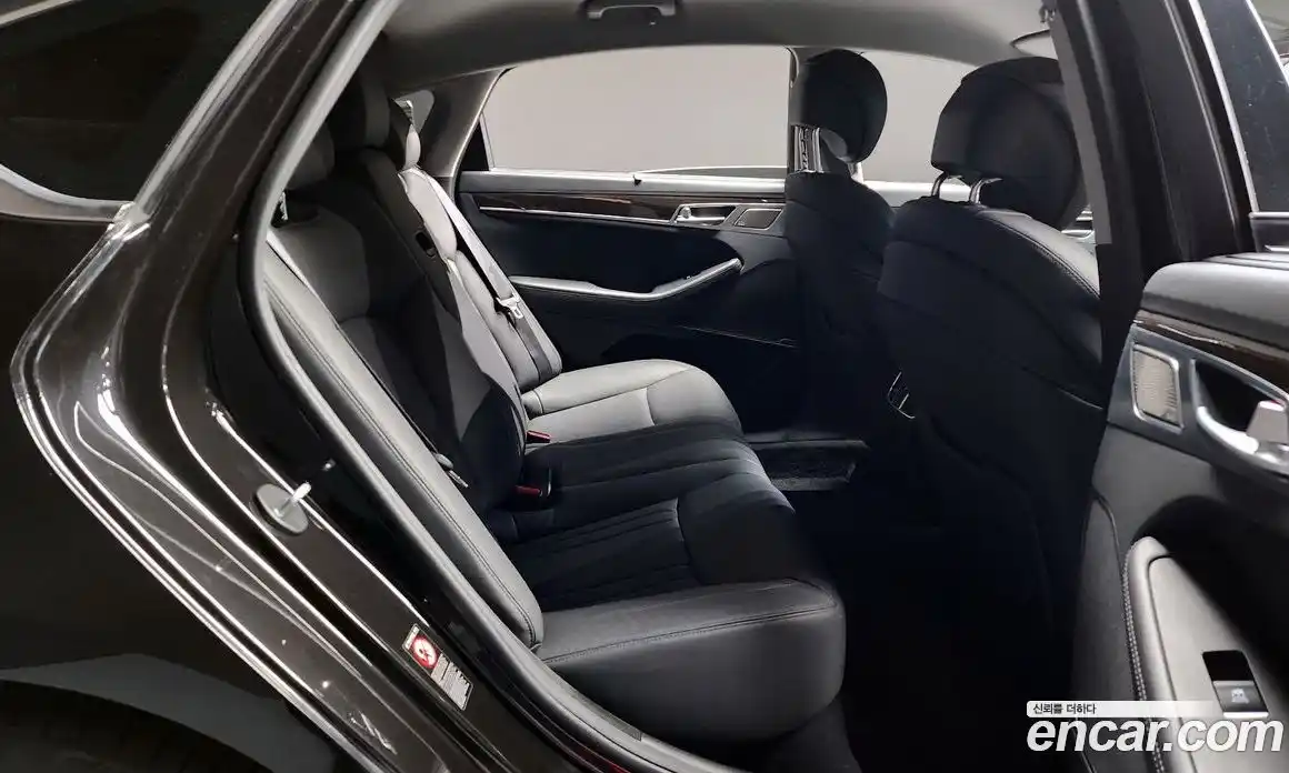 Genesis G80 2018 3.3 Автомат в Москве № 1129204, фото 12