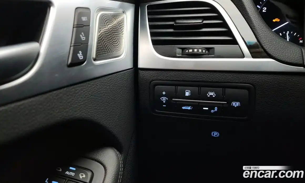 Genesis G80 2018 3.3 Автомат в Москве № 1129204, фото 17