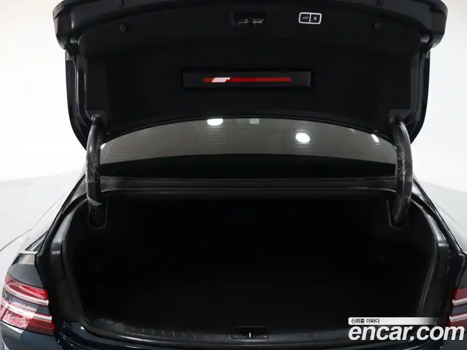 Genesis G80 2023 2.5 Автомат в Москве № 1129225, фото 18
