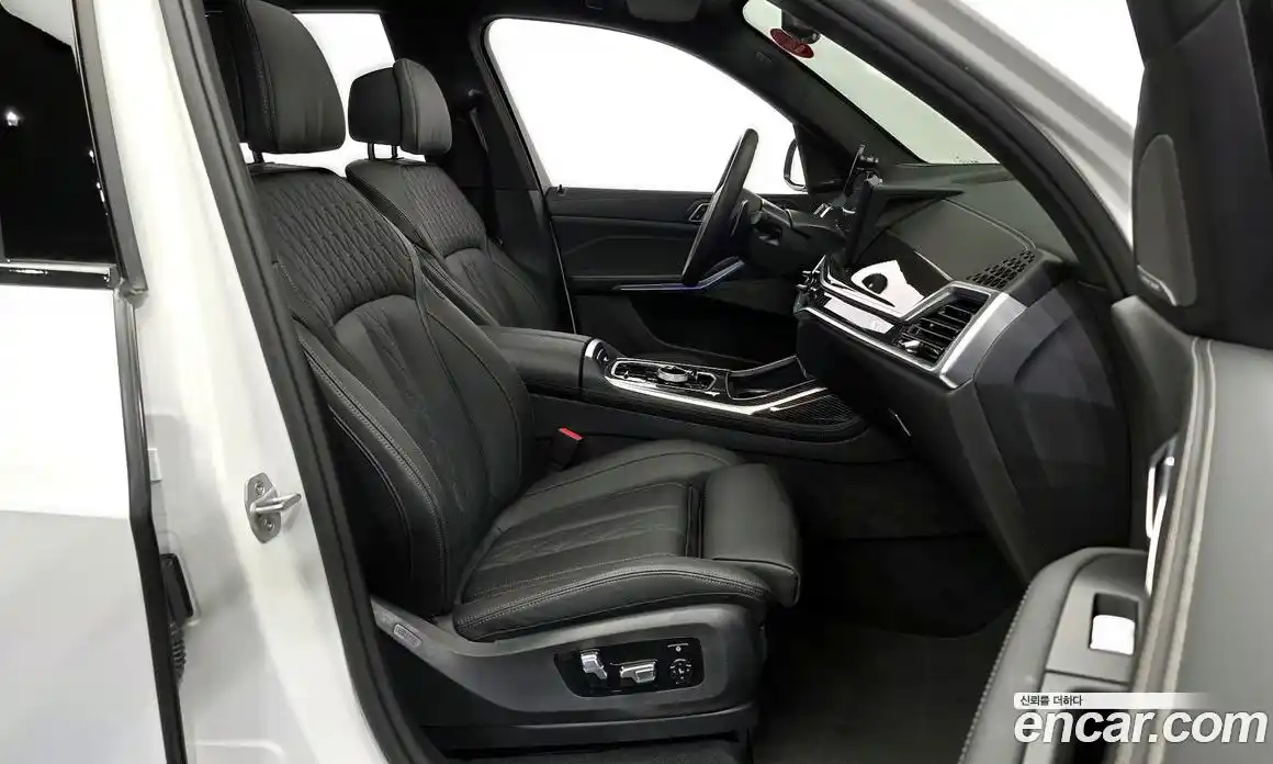 BMW X7 2025 3.0 гидро в Москве № 1130184, фото 11
