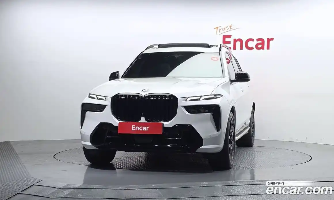 BMW X7 2025 3.0 гидро в Москве № 1130184, фото 3