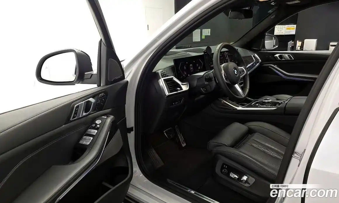 BMW X7 2025 3.0 гидро в Москве № 1130184, фото 10