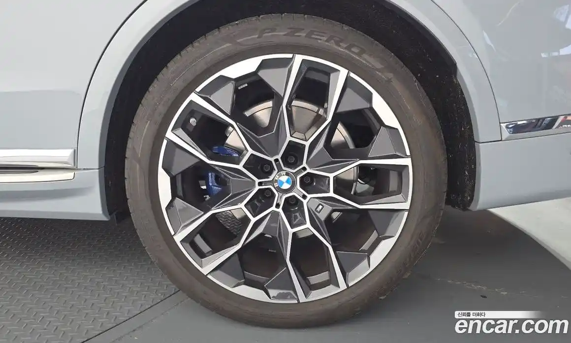 BMW X7 2024 3.0 гидро в Москве № 1130528, фото 5