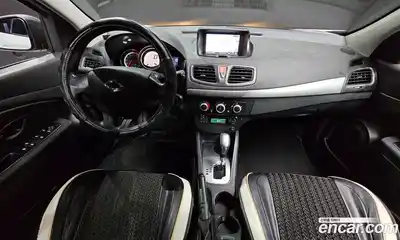 Renault SM3 2016 1.6 гидро в Москве № 1131176, миниатюра 7