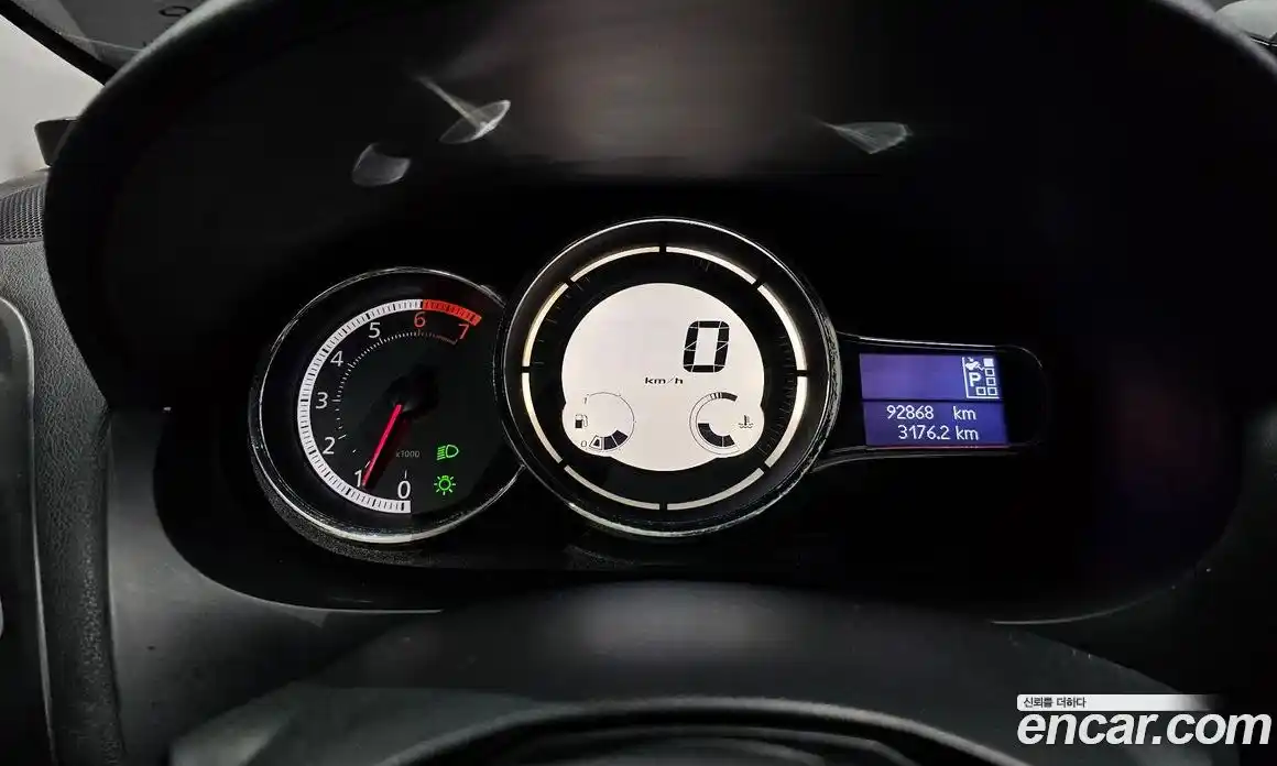Renault SM3 2016 1.6 гидро в Москве № 1131176, фото 8